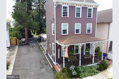122 E Burlington Street, Bordentown, NJ 08505 - Photo 4