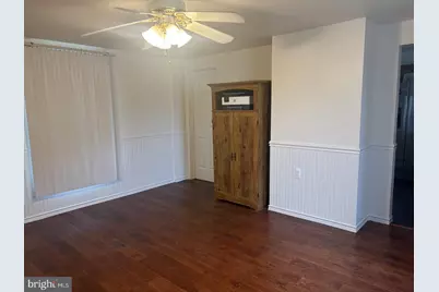 509 Warren Street, Beverly, NJ 08010 - Photo 4