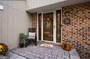16 Corsham Dr, Medford, NJ 08055 - Photo 2