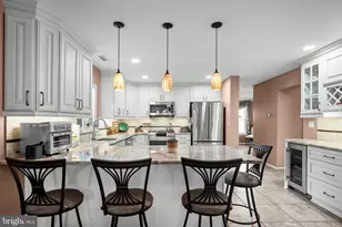 97 Jennifer Ln, Burlington, NJ 08016 - Photo 10