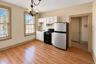 30 W Union St, Burlington, NJ 08016 - Photo 2