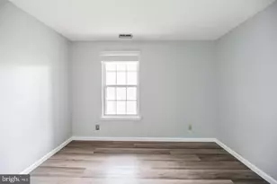 207 Sedgefield Dr, Mount Laurel, NJ 08054 - Photo 14