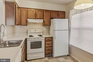 1566 Thornwood Dr, Mount Laurel, NJ 08054 - Photo 6