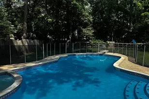 4 Shannon Ct, Medford, NJ 08055 - Photo 2