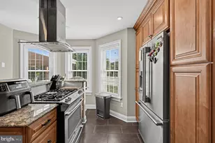 2 London Rd, Burlington, NJ 08016 - Photo 14