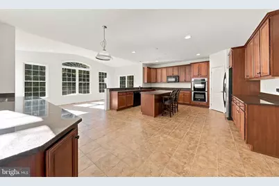 56 Oxford Circle, Southampton Twp, NJ 08088 - Photo 14
