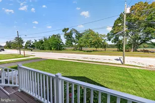 532 River Dr, Riverside, NJ 08075 - Photo 2