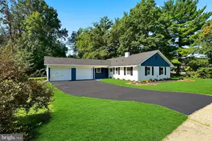 49 Bonnie Ln, Willingboro, NJ 08046 - Photo 2