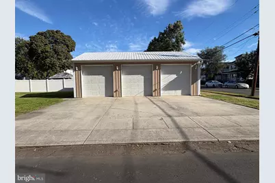 519 Weeks Avenue, Riverside, NJ 08075 - Photo 2