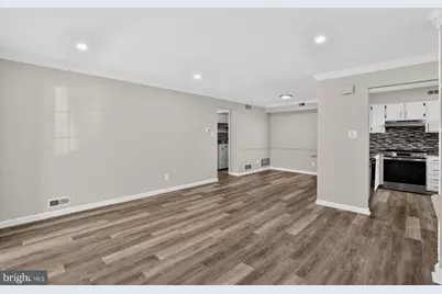 707 Sedgefield Drive, Mount Laurel, NJ 08054 - Photo 4