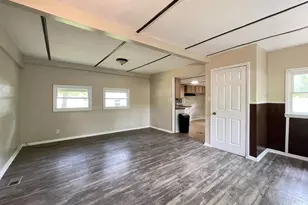 432 Delphinium Rd, Millville, NJ 08332 - Photo 4