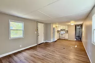 6415 Magnolia Dr, Millville, NJ 08332 - Photo 4