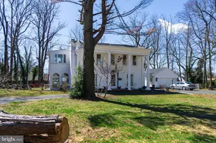 1071 E Park Ave, Vineland, NJ 08360 - Photo 4