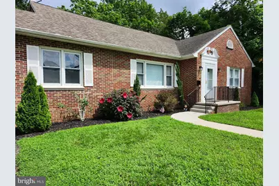 27 S State Street, Vineland, NJ 08360 - Photo 1