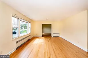 27 S State St, Vineland, NJ 08360 - Photo 8
