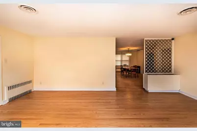 27 S State Street, Vineland, NJ 08360 - Photo 6