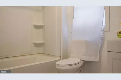 818 E Pear Street, Vineland, NJ 08360 - Photo 6