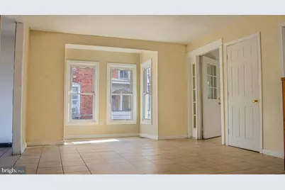 818 E Pear Street, Vineland, NJ 08360 - Photo 2