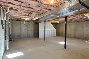 108 W Park Ave, Vineland, NJ 08360 - Photo 36