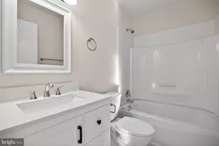462 E Elmer Rd, Vineland, NJ 08360 - Photo 16