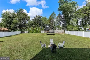 4 Elmwood Ave, Vineland, NJ 08360 - Photo 2