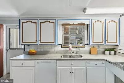 48 N Myrtle Street, Vineland, NJ 08360 - Photo 6