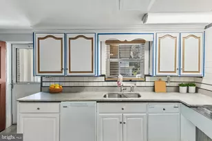 48 N Myrtle St, Vineland, NJ 08360 - Photo 6