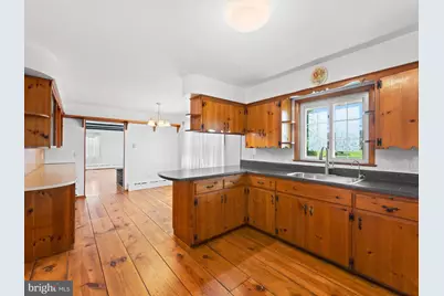 3070 E Chestnut Avenue, Vineland, NJ 08361 - Photo 10