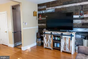 18 S Myrtle St, Vineland, NJ 08360 - Photo 14