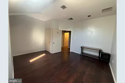 2581 E Chestnut Avenue #A8, Vineland, NJ 08361 - Photo 4
