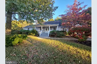 262 W Park Drive, Bridgeton, NJ 08302 - Photo 2