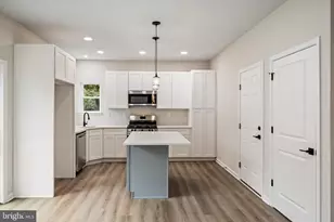 2810 Friendship St, Vineland, NJ 08360 - Photo 12