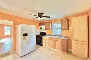 1066 E Sherman Ave, Vineland, NJ 08361 - Photo 10