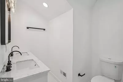 998 E Butler Avenue, Vineland, NJ 08361 - Photo 16