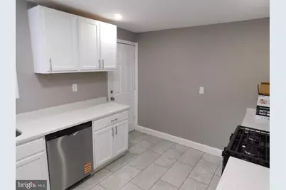 108 E Oak Street, Millville, NJ 08332 - Photo 8