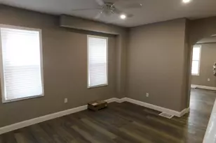 108 E Oak St, Millville, NJ 08332 - Photo 6