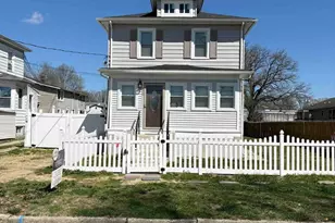 330 W Peach St, Vineland, NJ 08360 - Photo 2