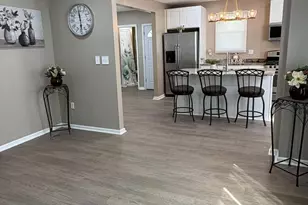 330 W Peach St, Vineland, NJ 08360 - Photo 8