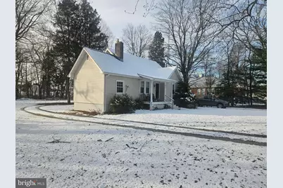 1081 E Butler Avenue, Vineland, NJ 08360 - Photo 2