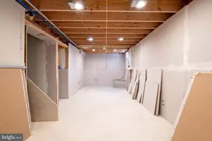 207 S 9th St, Millville, NJ 08332 - Photo 22