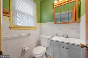 866 N Brewster Rd, Vineland, NJ 08361 - Photo 24