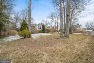 866 N Brewster Rd, Vineland, NJ 08361 - Photo 38