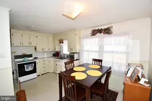 213 N 12th St N N, Millville, NJ 08332 - Photo 6