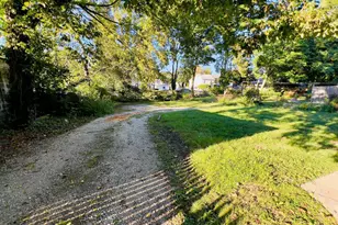 814 E Cherry St, Vineland, NJ 08360 - Photo 4