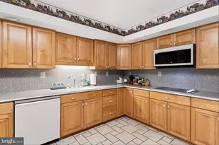 48 Sandy Ln, Millville, NJ 08332 - Photo 8