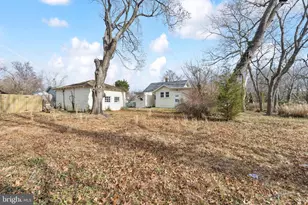 554 N 3rd St, Vineland, NJ 08360 - Photo 24