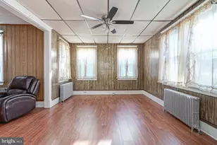 32 S Myrtle St, Vineland, NJ 08360 - Photo 8