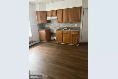 327 E Pine Street, Millville, NJ 08332 - Photo 2