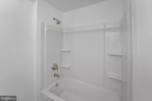 520 E Grape St, Vineland, NJ 08360 - Photo 18