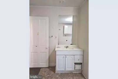 502 E Main Street, Millville, NJ 08332 - Photo 26